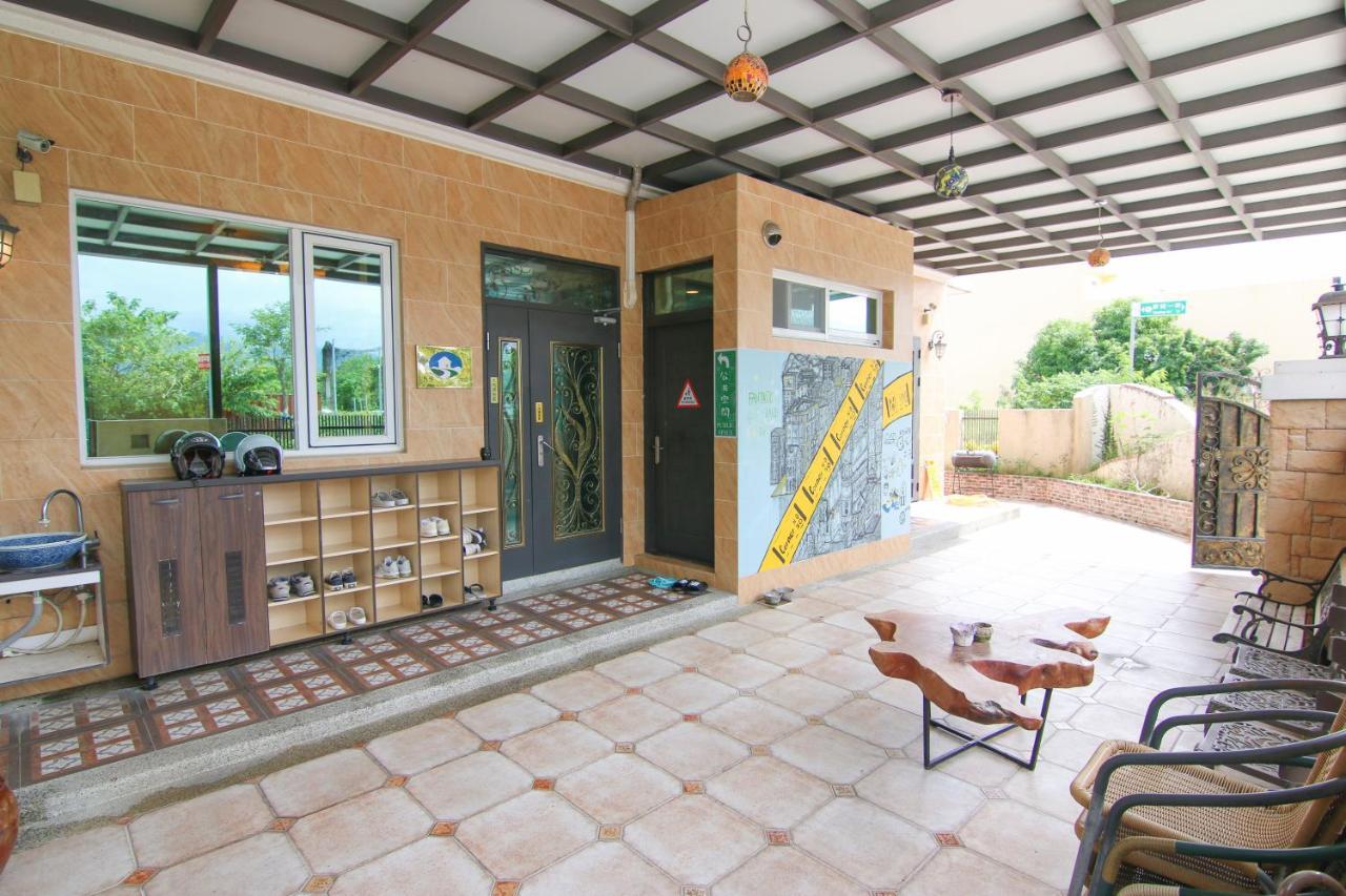 Sevilla Hostel T'ai-tung Esterno foto